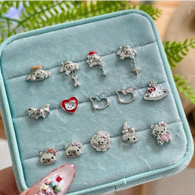 

Kawaii Hello Kitty Decoration Cute Cartoon Versatile Fashion Travel Women Supplies Desktop Accessories Student Gift Wholesale
