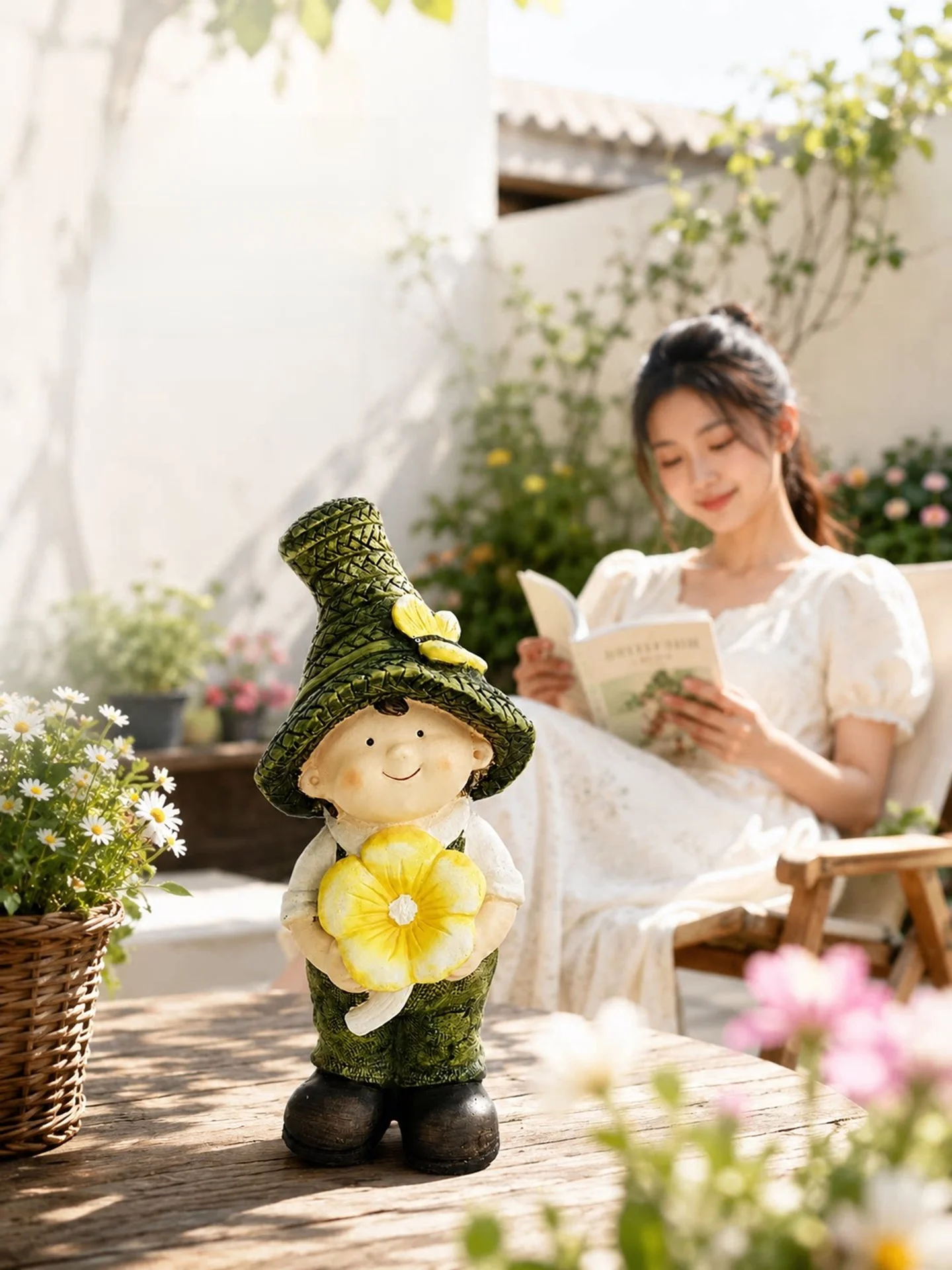 Rustic Boy Holding Flower Outdoor Garden Decorative Ornaments French Country Style Balcony Courtyard Landscape Decoration