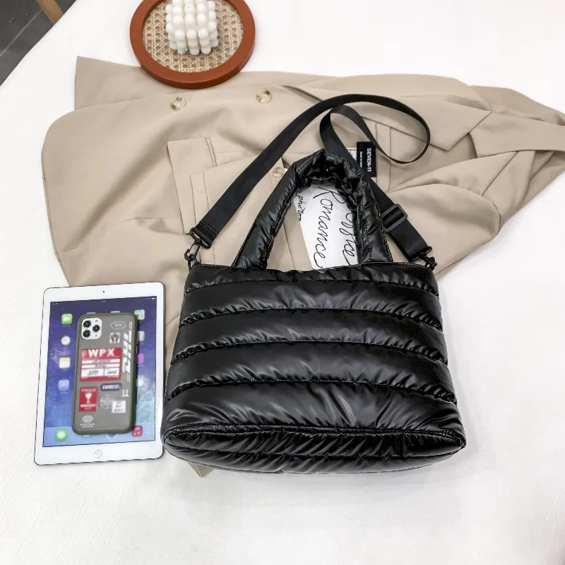 Fashionable Women's Crossbody Bag, Thickened Simple Versatile Shoulder Bags, Zipper Closure, New Large Capacity Handbag