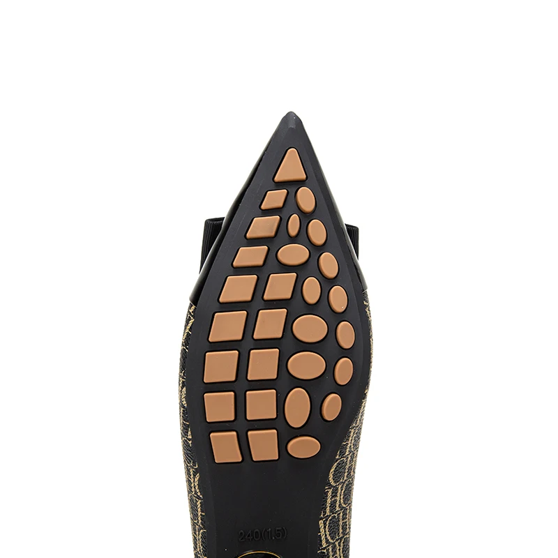 تصميم طباعة الأبجدية أزياء المرأة الجديدة أحذية واحدة رائعة تنوعا الرجعية الكلاسيكية المرأة الأحذية المسطحة