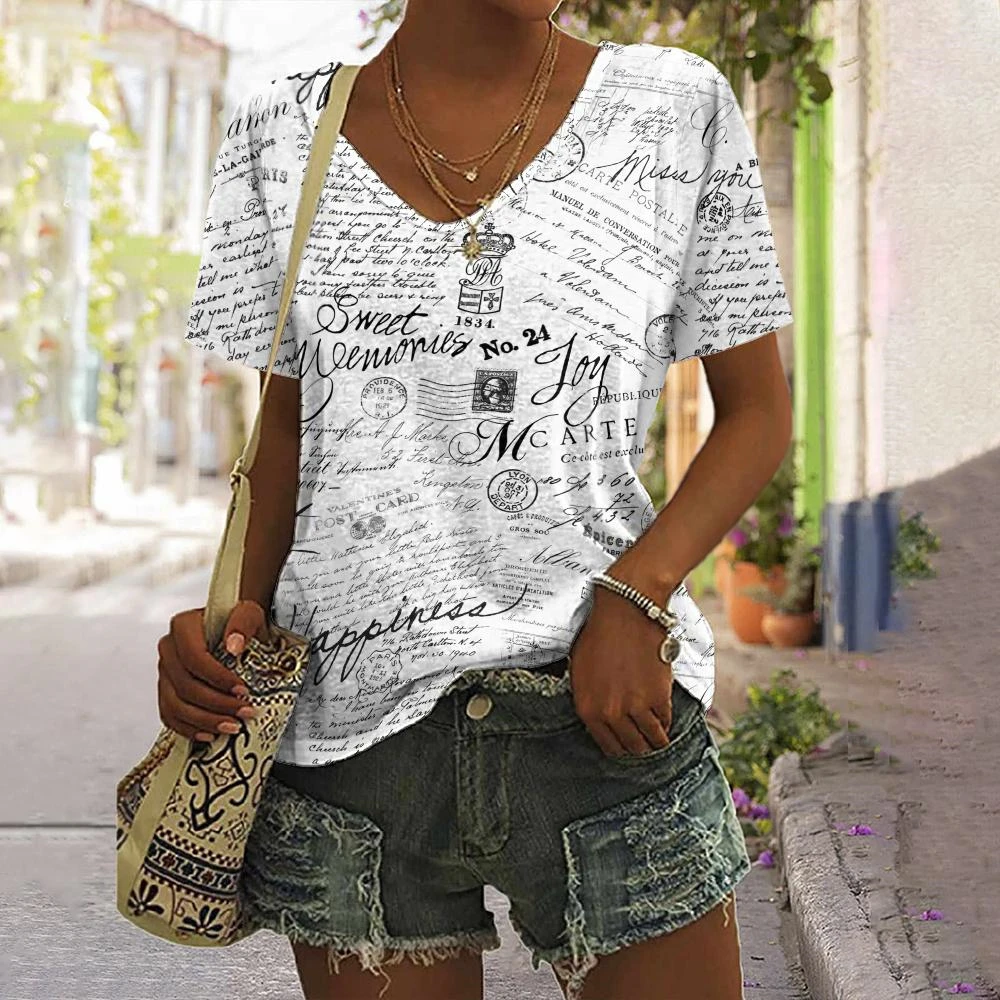 Vintage Black and White Letter Print Women\'s T-Shirts Design Female V-Neck Top Plus Size Shirt Summer Women\'s Clothing Casual