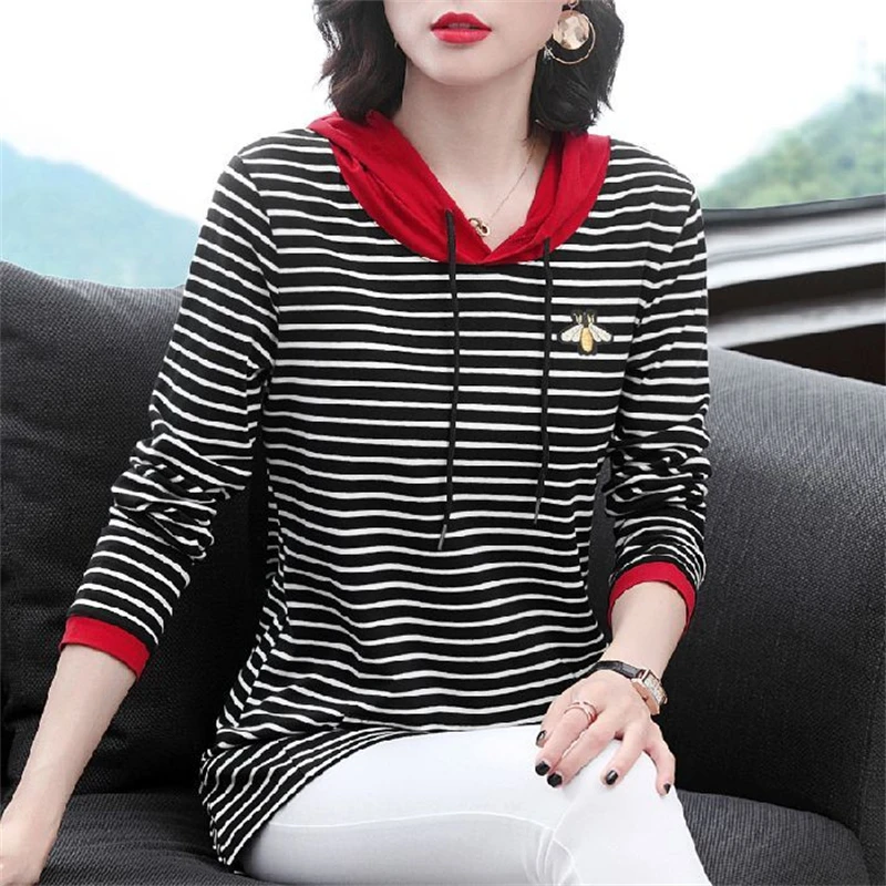 Women Clothing Korean Fashion Striped Patchwork Hoodies Casual Bee Embroidery Long Sleeve Hooded Sweatshirts Loose Pullover Tops