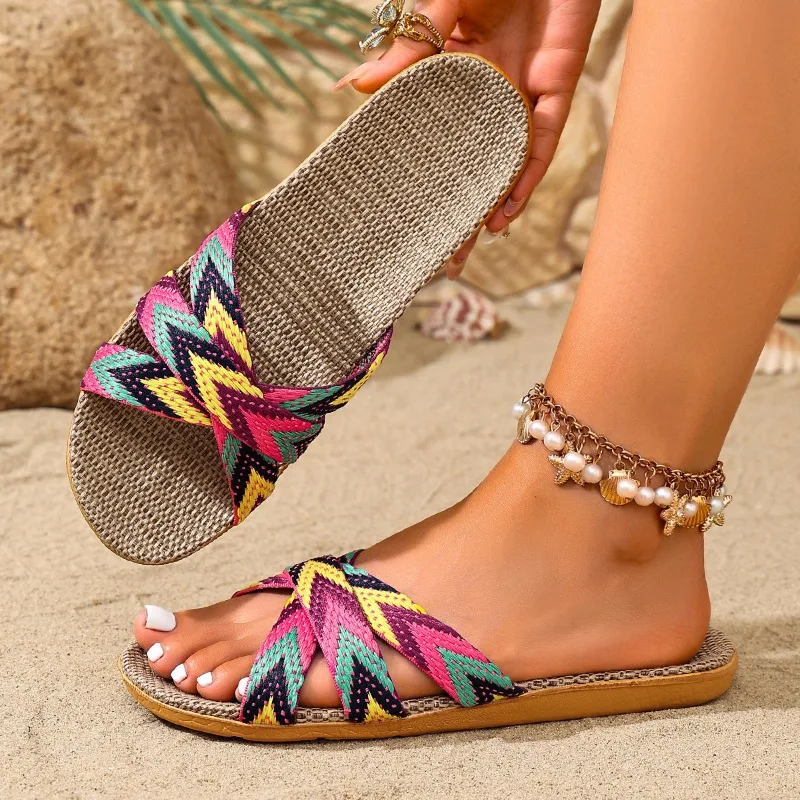 2026 New Cross Strap Hollow Out Casual Women's Slippers Fashion Round Toe Lightweight Comfortable Women Shoes  
