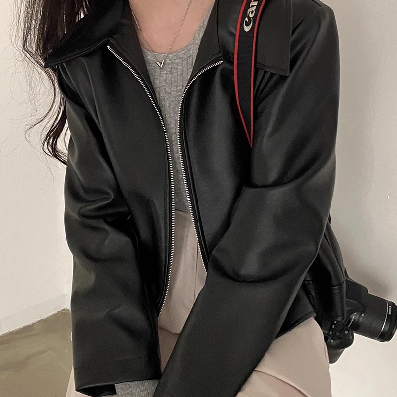 Stylowy, vintage'owy motocyklowy płaszcz damski z PU skóry, zapinany na zamek, luźny, uniwersalny, idealny na dojazdy do pracy, chroniący przed wiatrem, dla dziewcząt w wieku 8-24 lat.