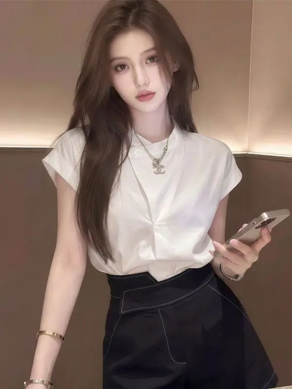 

White Short Sleeve Shirt Women's Style 2026 New Summer Asymmetric Beautiful Ladies' Shirt French Style Loose Fit Thin Material