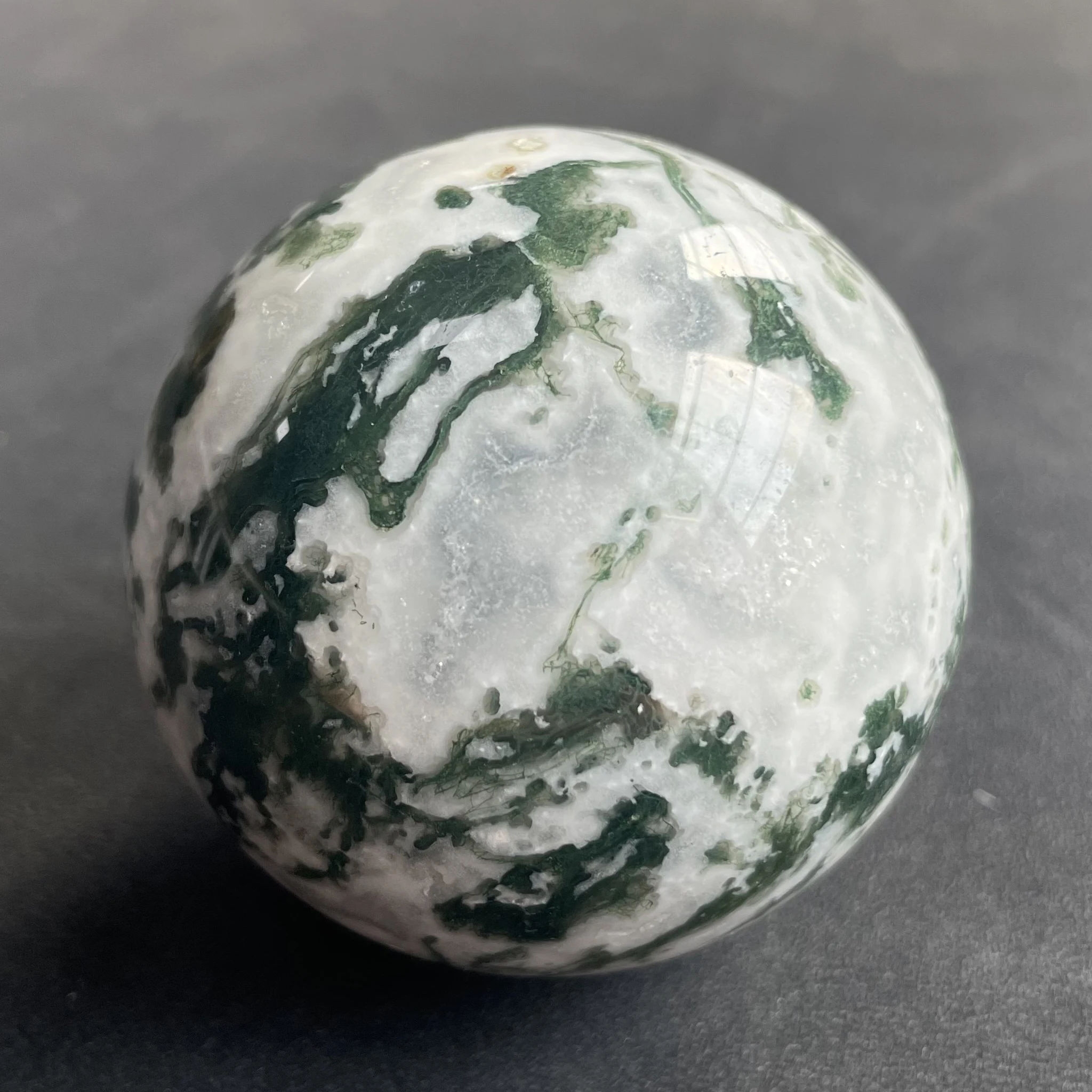 

261g Natural Crystal Ball Moss Agate Sphere Rock Decoration Rough Polished Quartz Stone Healing Y813