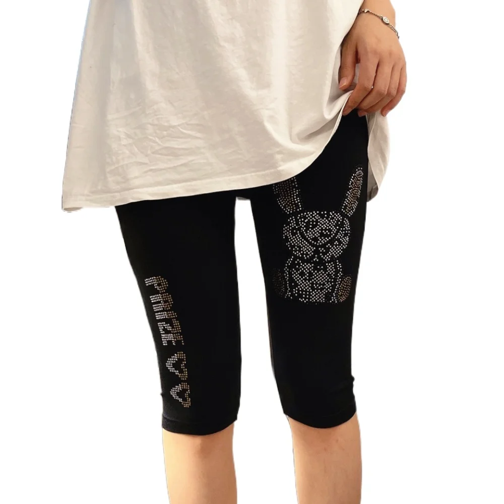 

Черные женские леггинсы со стразами, колготки с буквами из циркона, шорты для йоги с высокой талией, подтягивающие живот, эластичные шорты с подтяжкой бедер, брюки