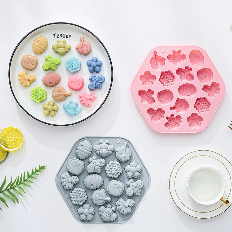 

16-hole Bee Theme Silicone Mold Flowers Honeycomb Fondant Candy Chocolate Mould Baking Tool Cake Decoration Accessories