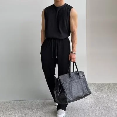 Ice Silk Men\'s Summer Ruffian Tracksuits Handsome Fashion Vest Sleeveless T-shirt And Pants Two Piece Set Men Elegant Suit