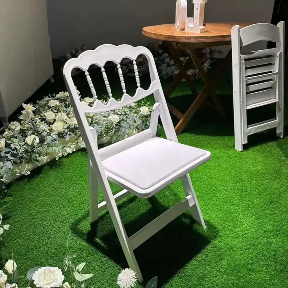 100pcs)event padded seat folding chair plastic wedding white wedding chairs for rental company Napoleon back