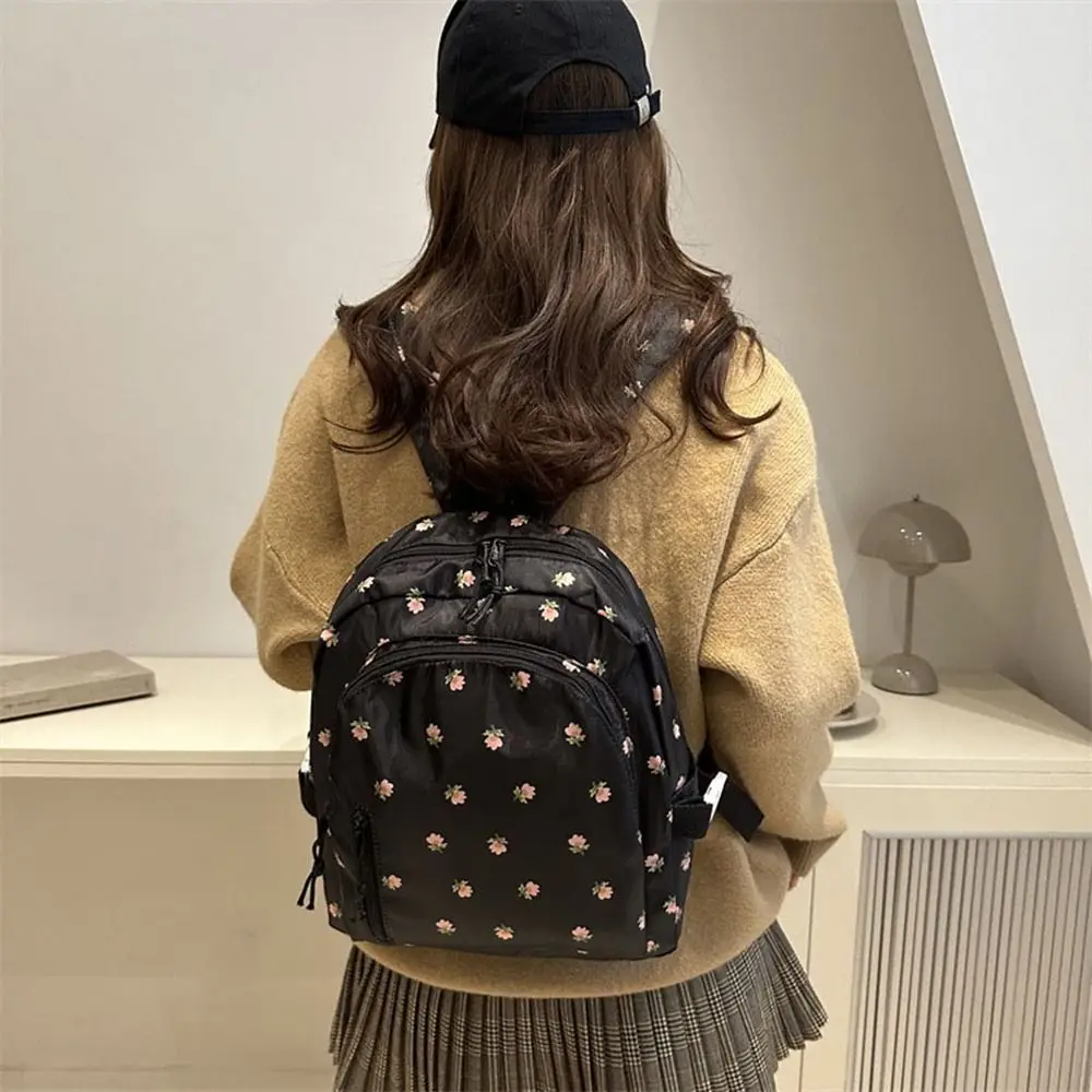 Fashion Korean Styles Women Floral Backpack Large Capacity Zipper Closure Travel Bag Small Size Girls Handbag for School Use