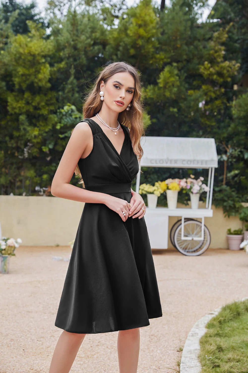 Vestidos de coquetel preto elegante feminino, linha A, decote V, busto escorrida, sem mangas, vestidos curtos de baile, verão