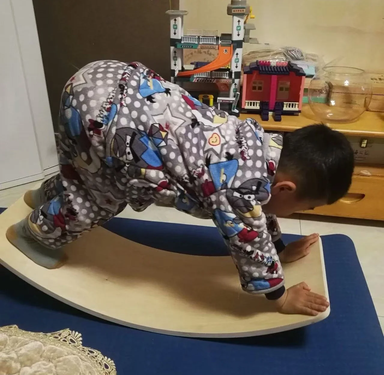 Outdoor Sports Toys Child Balance Toy Wooden Seesaw Indoor Curved Board Baby Double Wooden Outdoor Seesaw Yoga Board Kids Gift