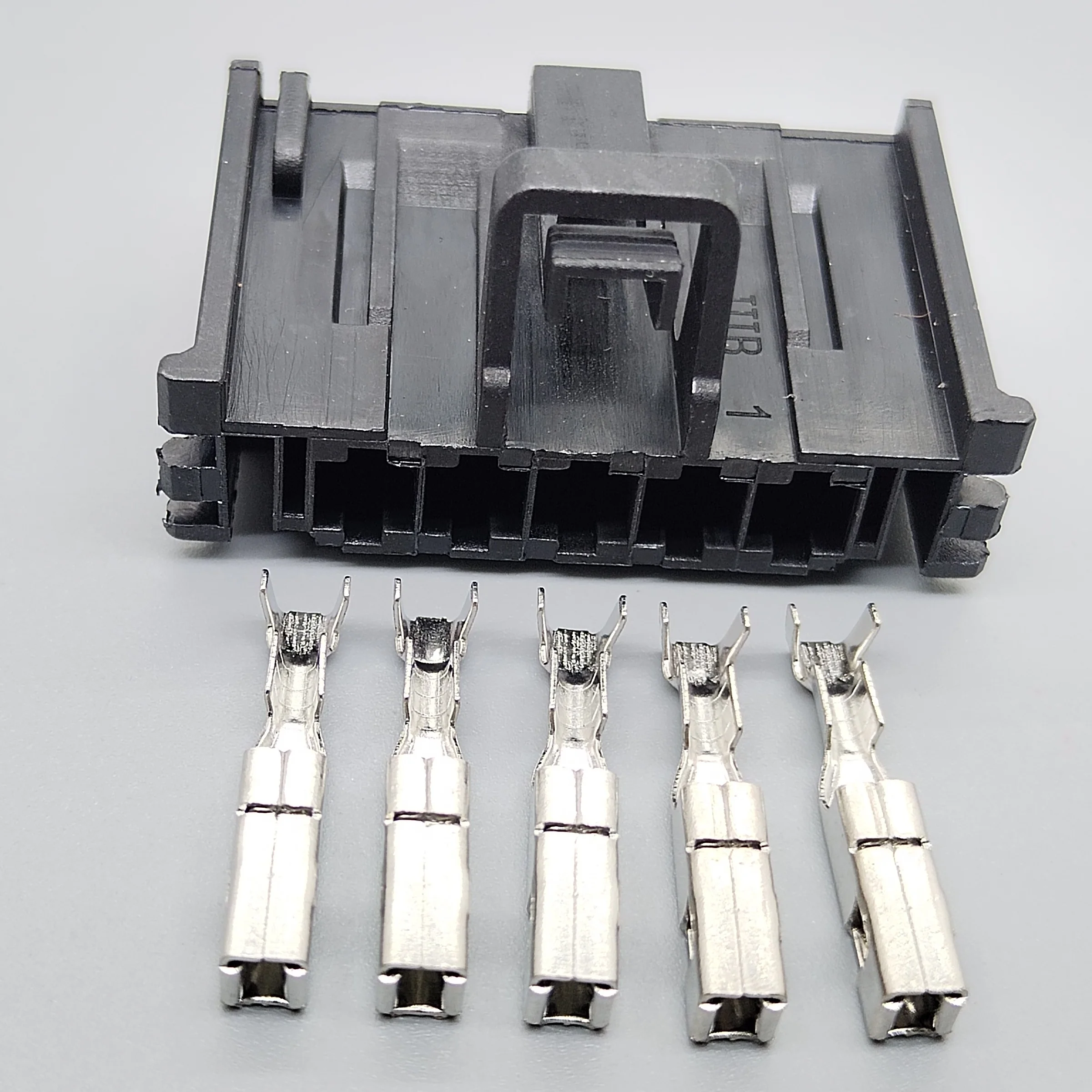 95508692 Automotive Locking Terminal Plug Set for Universal Vehicles Car Door Interior Wiring Assembly Swap car connector