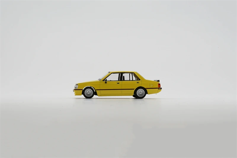 BMC 1:64 Lancer EX2000 Turbo Yellow LHD Diecast Model Car