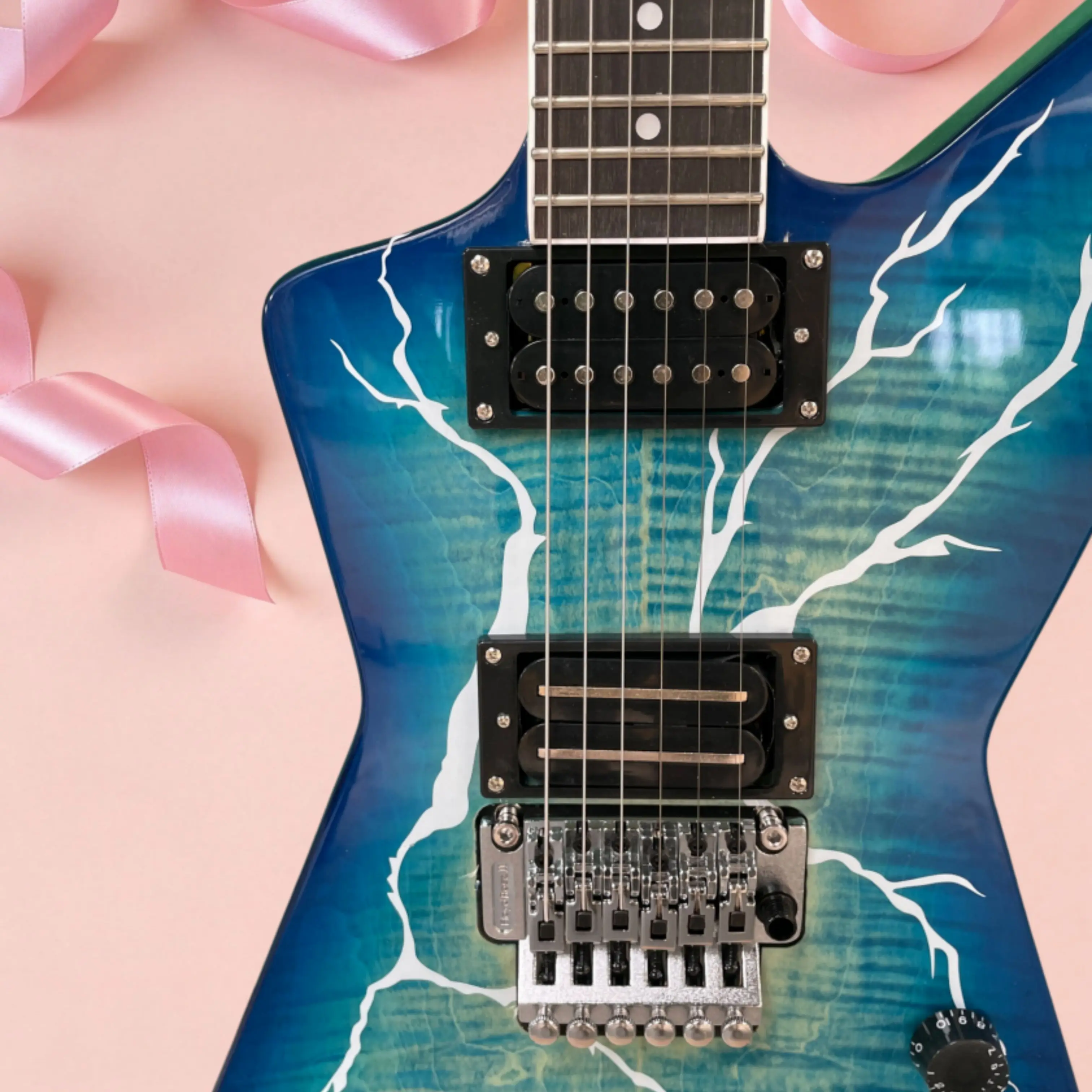 Blue-Green Water Ripple Electric Guitar, High-Gloss Finish, White Lightning Bolt Body Design Guitars, Ideal for Rock Guitarra