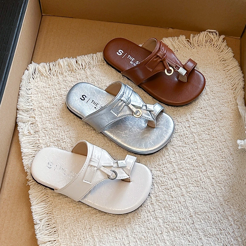 Girls Slippers Outdoors Korean Style Versatile Kids Princess Casual Shoes Soft 2026 Summer New Children Beach Shoes Non-slip