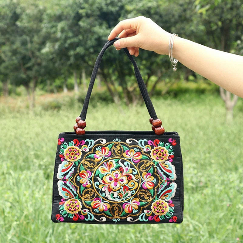Ethnic Style Flower Embroidery Canvas Hand Bag Large Capacity Bag Coin Bag For Women