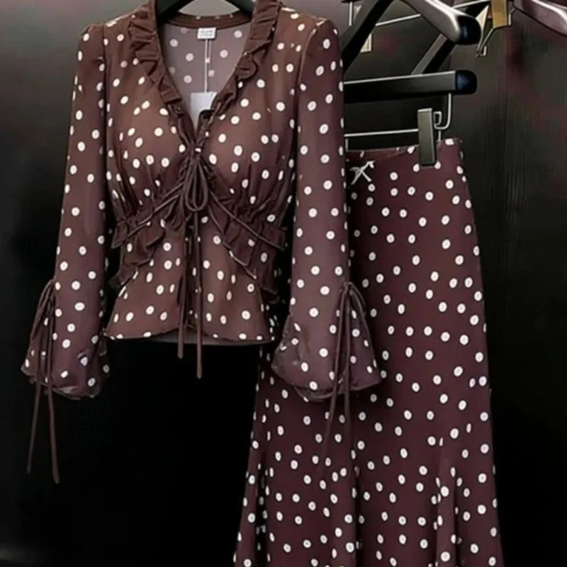 Unique Beautiful A Whole Set of Beautiful Good-looking Light Luxury Niche Non-collision Polka Dot Tops Skirt Suits Female Spring