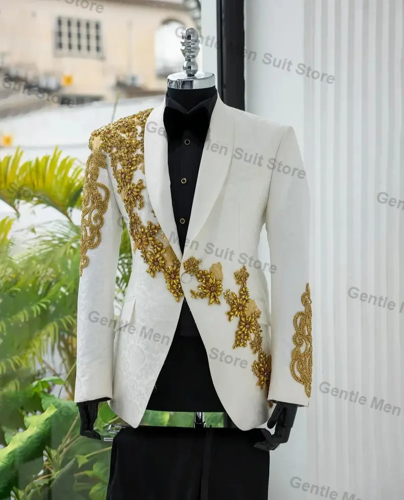 

Gold Crystals Jacquard Men Suits Set 2 Piece Blazer+Black Pants Trousers Wedding Tuxedo Custom Made Prom Office Male Jacket Coat