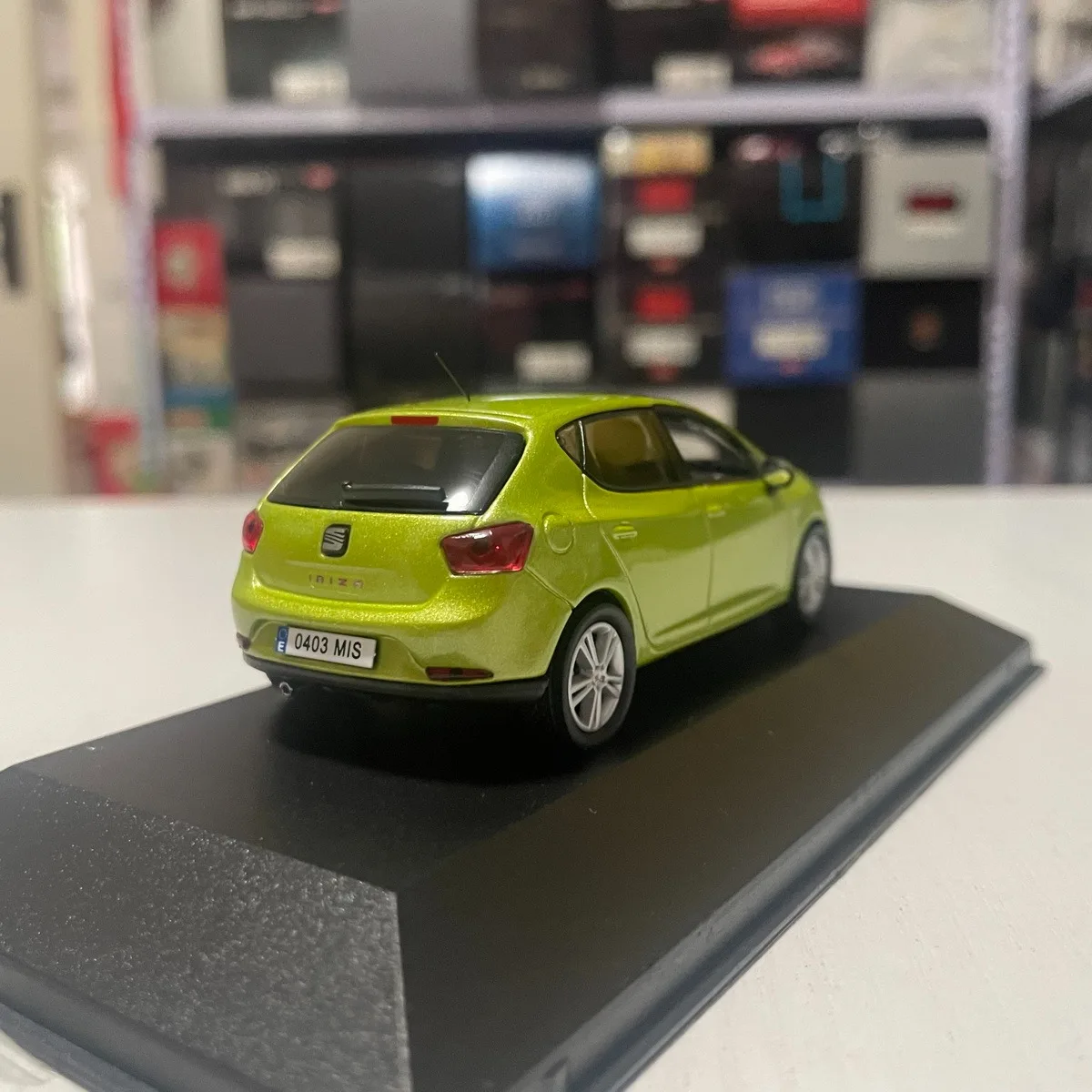 1:43 Scale SEAT New Ibiza Hatchback Alloy Car Model Ornament