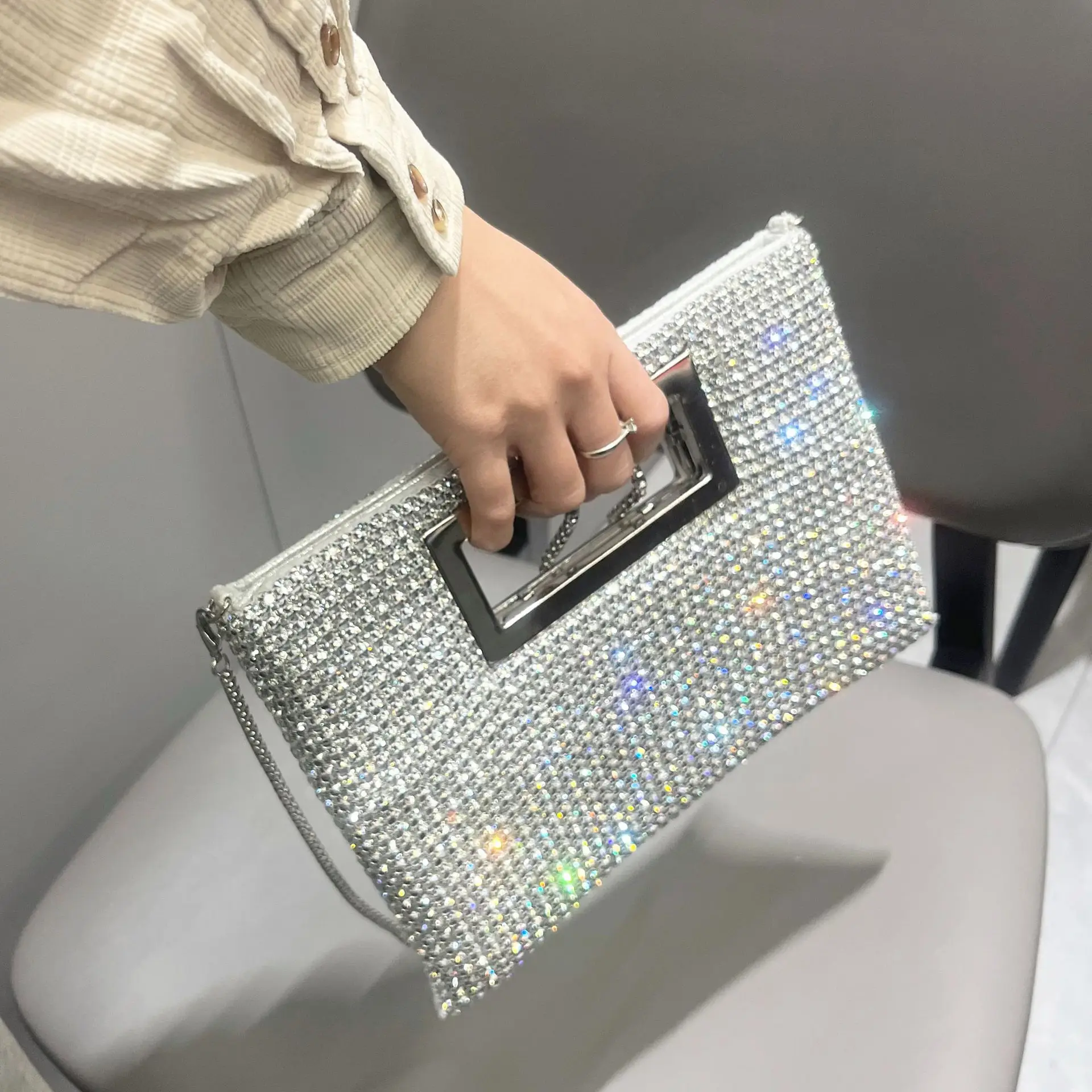 

Handmade Evening Bag for Women,Sparkly Crystal Rhinestone Top Handle Purse,Chain Shoulder Crossbody Clutch, Glamorous Party Gift