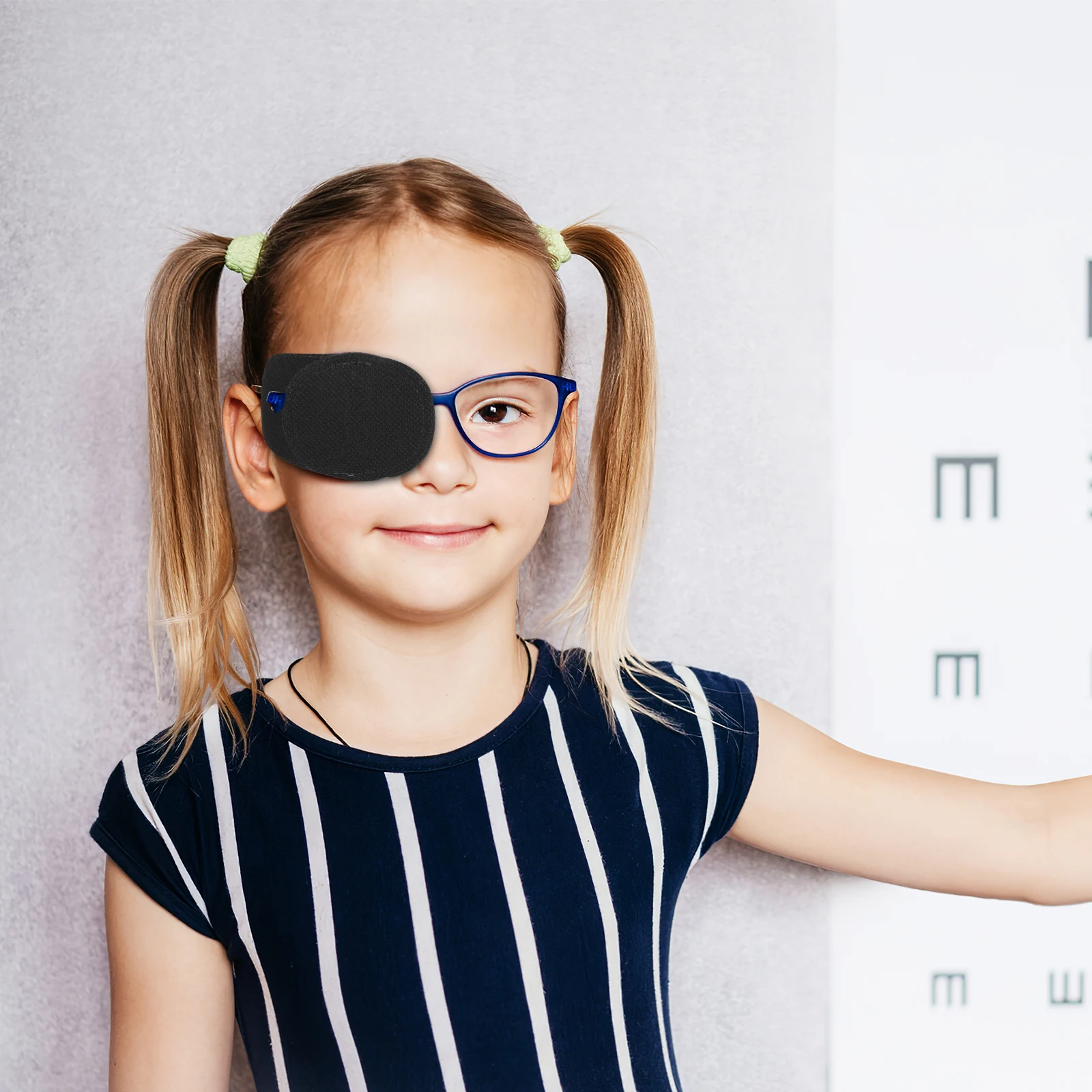 

12pcs Eye Patches for Glasses Kids Pediatric Non-woven Fabric Lazy Eye Amblyopia Glasses Patch Comfortable Travel Home Use