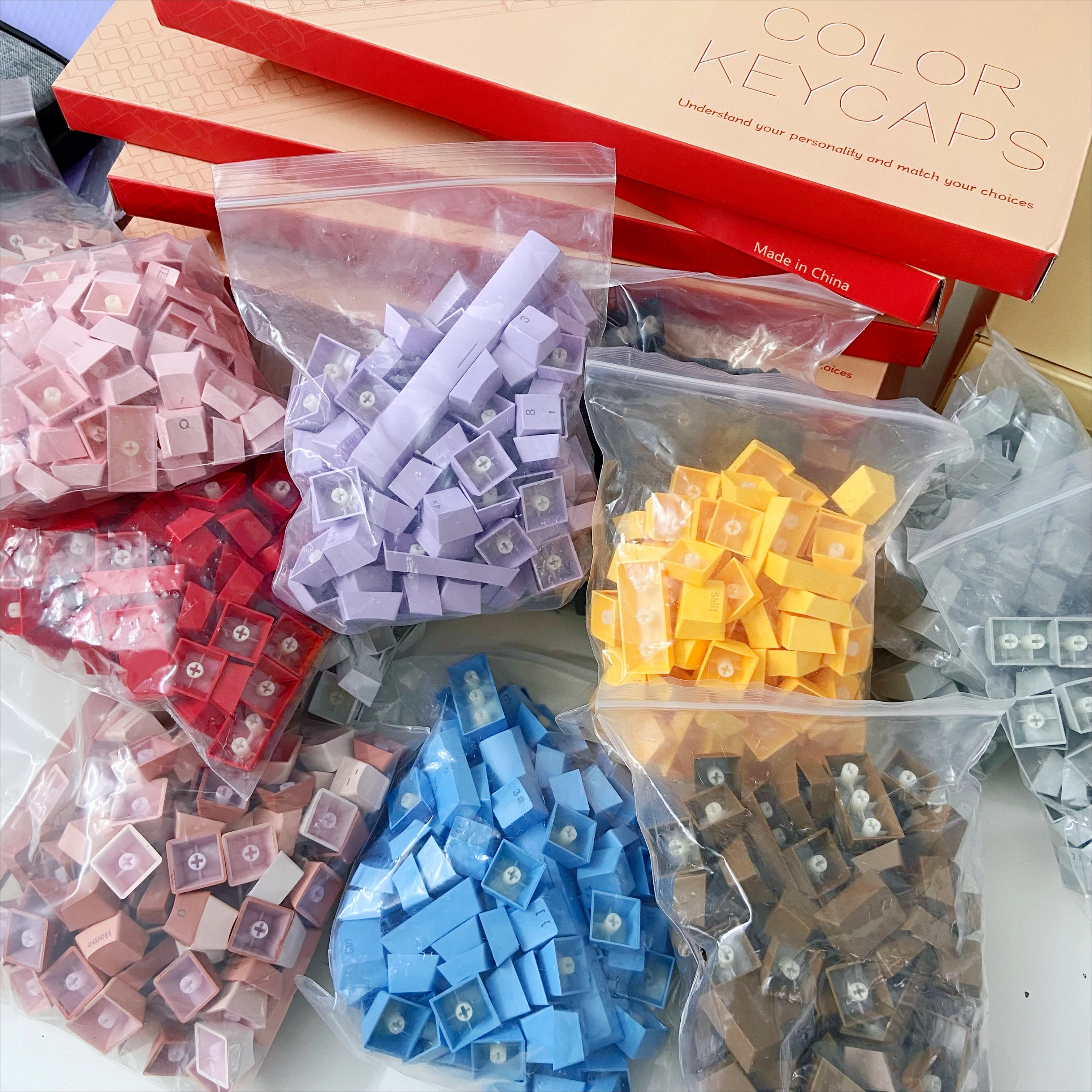 Clearance Sale Various Keycaps for Mechanical Keyboard Pink Green Blue Purple Keycaps for Custom Gaming Keyboard