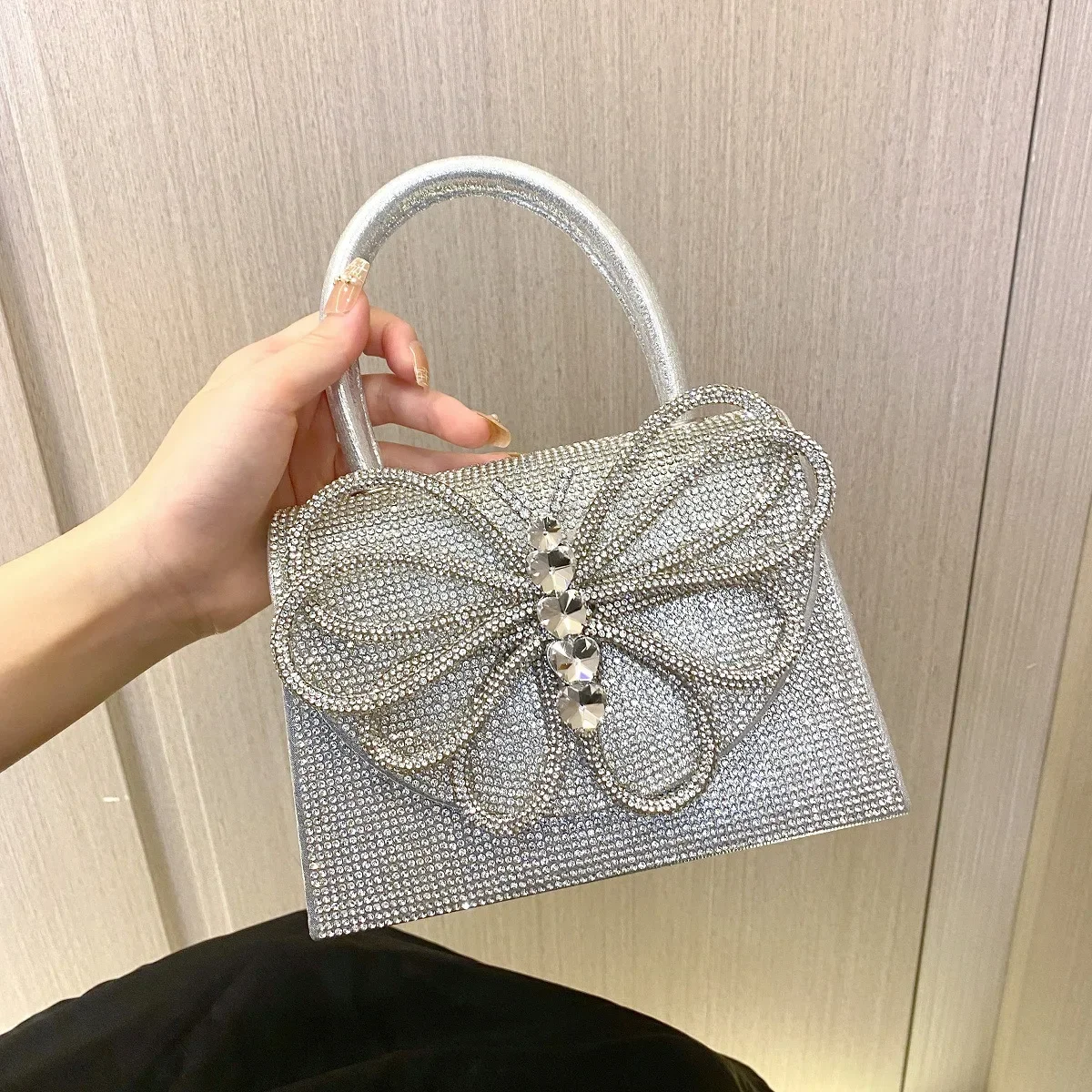 Luxury Shiny Rhinestone Butterfly Cover Handbags for Women 2023 Diamond Shoulder Bag Women's Evening Bag Dinner Party Clutch