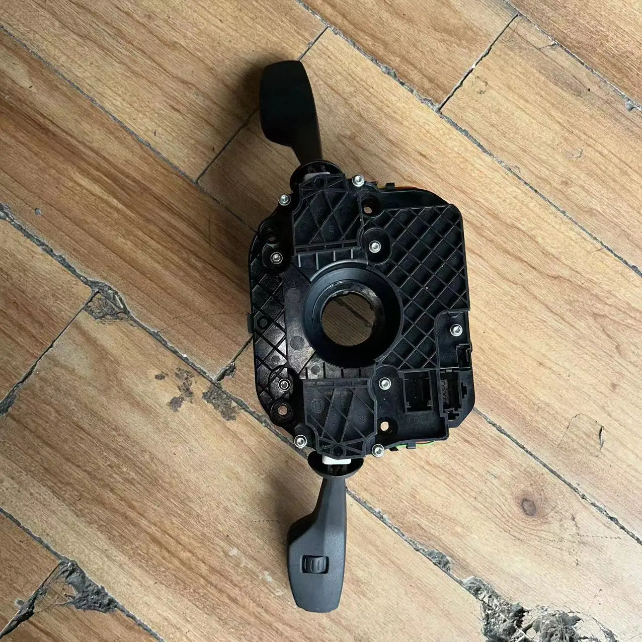 Auto Parts Combination for BMW 5 Series GT525i F07 Combination Turn Signal Directional Angle Sensor Steering Wheel