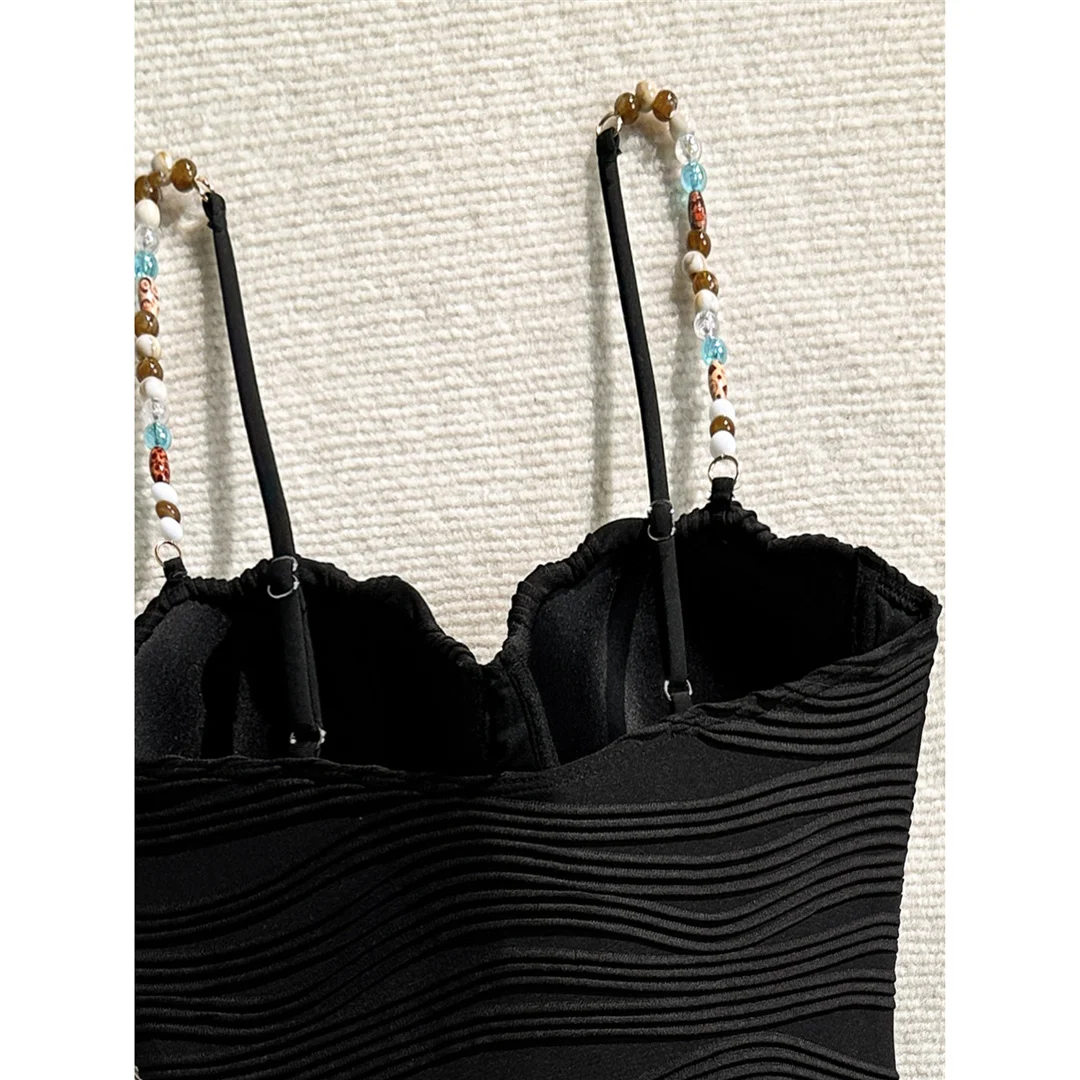 Gefalteter, farbenfroher Badeanzug mit Bügeln und Perlen für Damen, einteiliger Badeanzug, Monokini mit hohem Beinausschnitt, Badebekleidung, Badeanzug, Modell V8301. – Detail 17