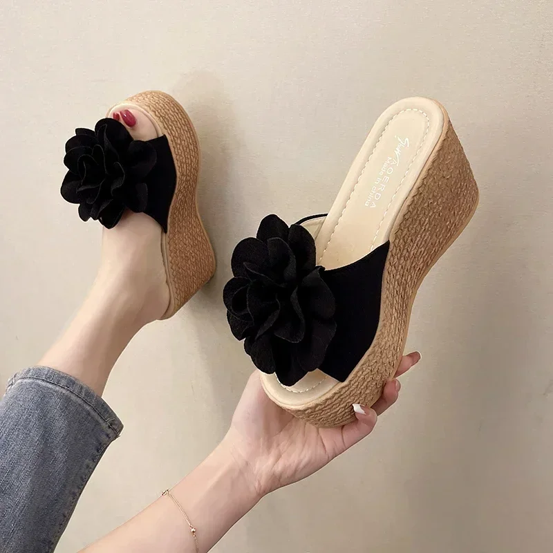 Women Wedge Slippers Summer Beach Platform Shoes Flower Peep Toe Female Sandals Soft Comfortable Thick Sole Ladies Slides