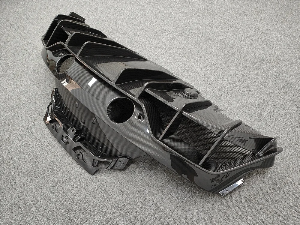 Suitable for Maserati MC20 Retrofit Upgrade Carbon Fiber Rear Diffuser Bumper Body Kit