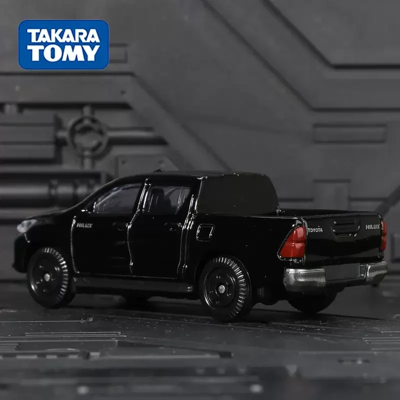 TOMY Domeka modelo de coche de simulación de aleación genuina ornamento No. 67 Pastilla Toyota Hailacs 175605