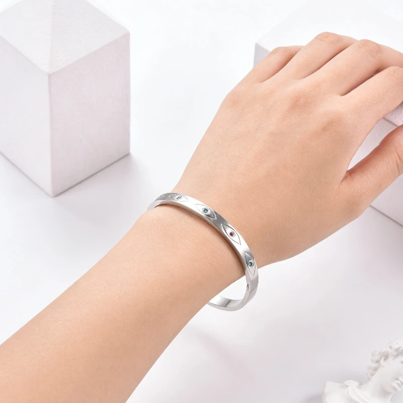 Hypoallergenes Edelstahl-Armband mit bösem Blick, vergoldet/versilbert, wasserdichter Schmuck für den täglichen Gebrauch. – Detail 4