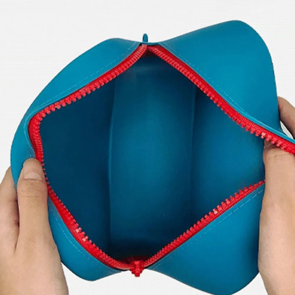 Portable Large Capacity Silicone Coin Purse Waterproof Zipper Lipstick Bags Data Line ID Credit Card Holder