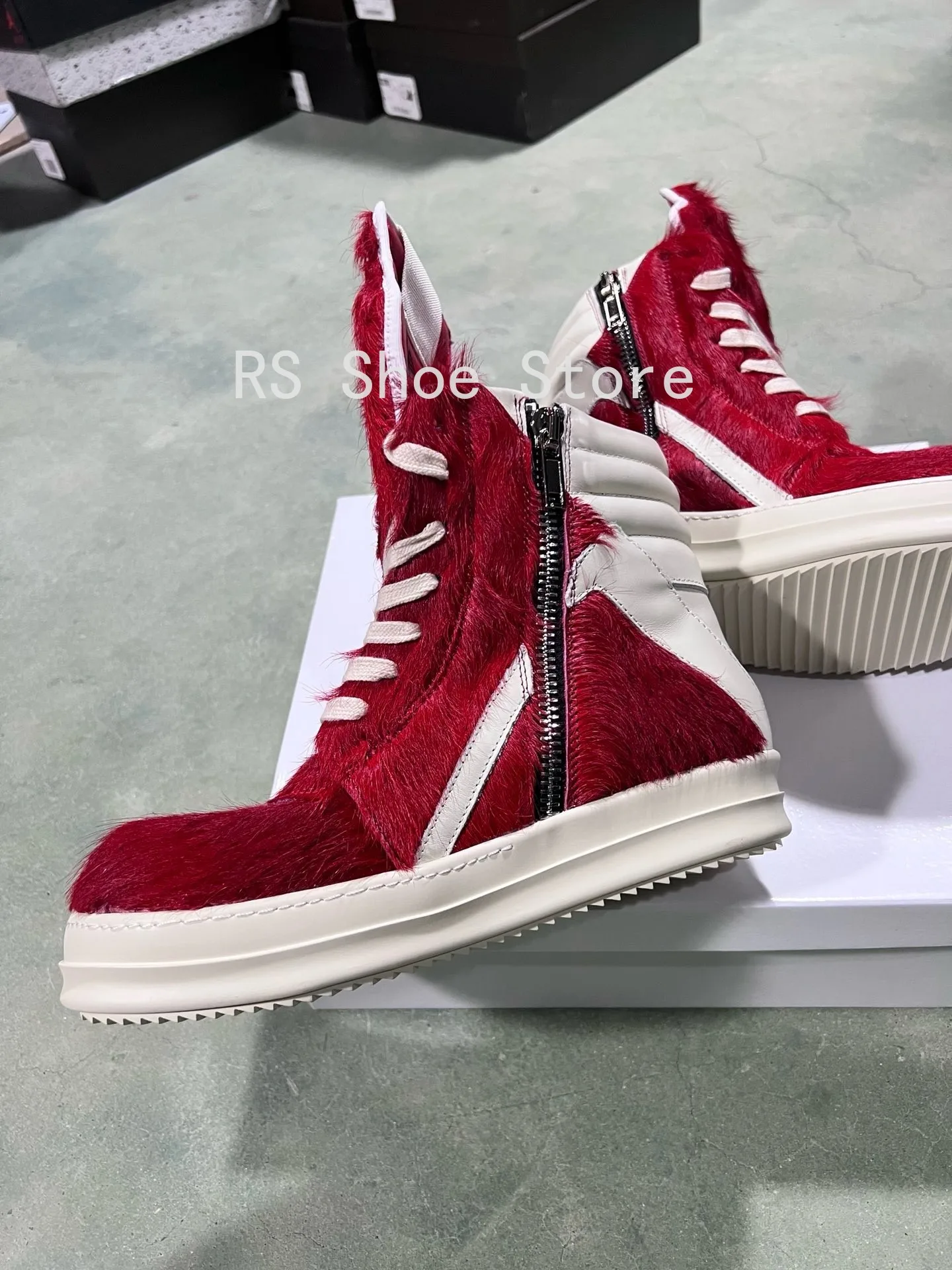 Ro الفاخرة الرجال حذاء بوت بطول الكاحل الأحمر شعر الخيل أحذية النساء حذاء رياضة شعر الحصان الأحمر عالية أعلى حذاء كاجوال سستة أحذية رياضية