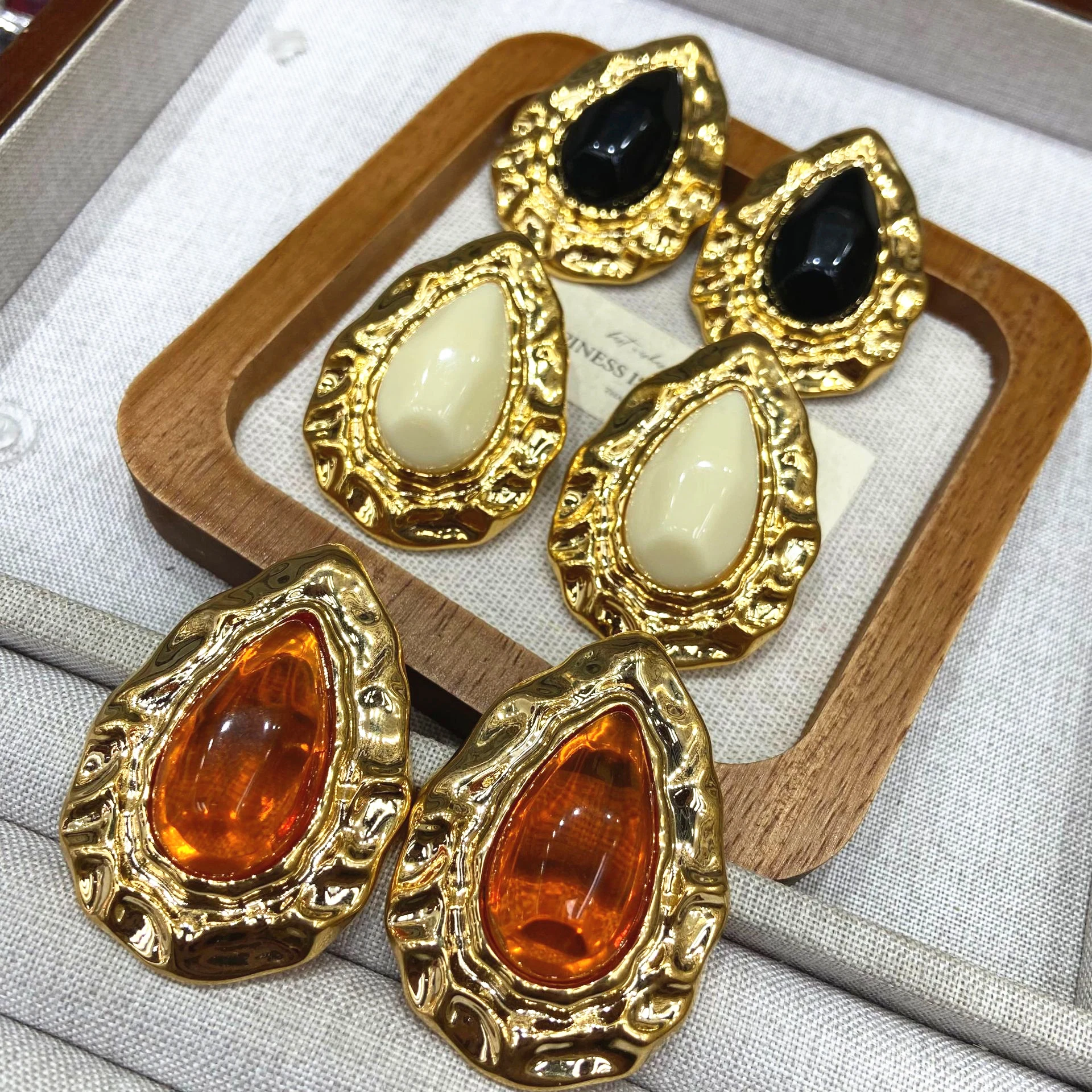 French Vintage Waterdrop Irregular Unique Design Large Earrings for Women Suitable for Parties And Travel Combinations - view 4