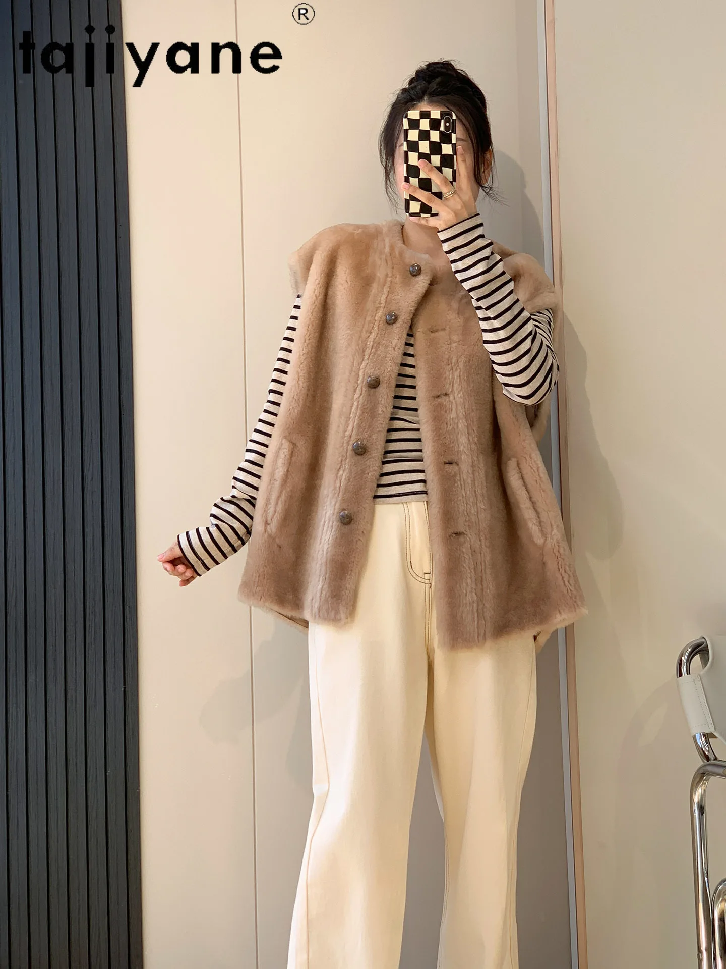 เสื้อกั๊กขนแกะแท้ 100% เมอริโนวูล สำหรับผู้หญิง เสื้อแจ็คเก็ตขนสัตว์แท้ไร้แขน คุณภาพสูง เสื้อผ้าฤดูหนาว 2025