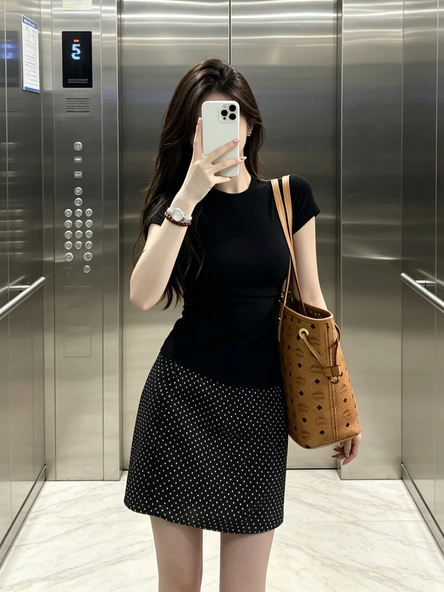 

plus Size Women's Black Polka Dot A-Line Skirt And Short Sleeve Top Commute Set Summer Slimming Versatile Korean Style Outfit