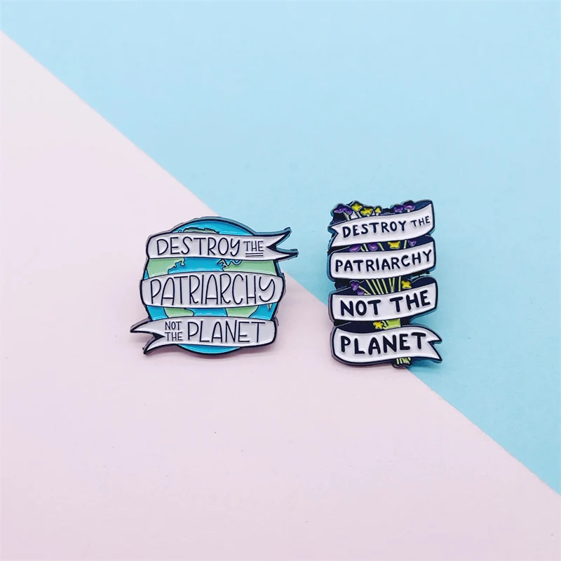 Creative Plant Flower Letter Enamel Brooch Love The Earth Protect The Environment Green Alloy Pins Badge Jewelry Gift