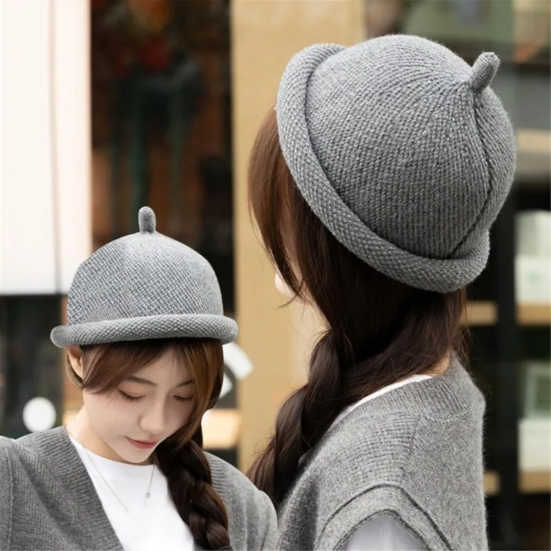 Comfortable Winter Fashion Knitted Melon Skin Hats Casual Berets Landlord Painter Hats Warm Soft Elastic Luxury Pacifier Cap