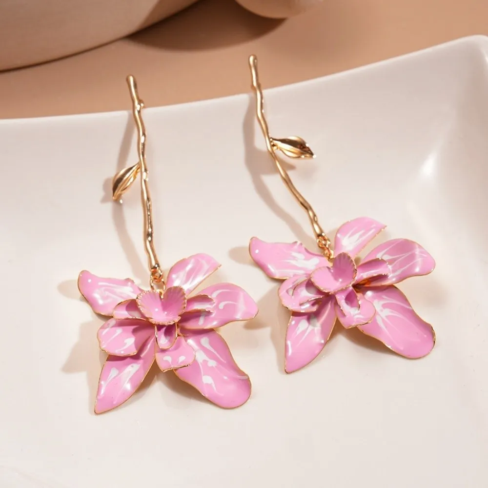 Alloy Enamel Flower Drop Earrings Big Flower Fashion Floral Pendant Earrings Summer Beach with Leaf Stalk Stud Earrings Women
