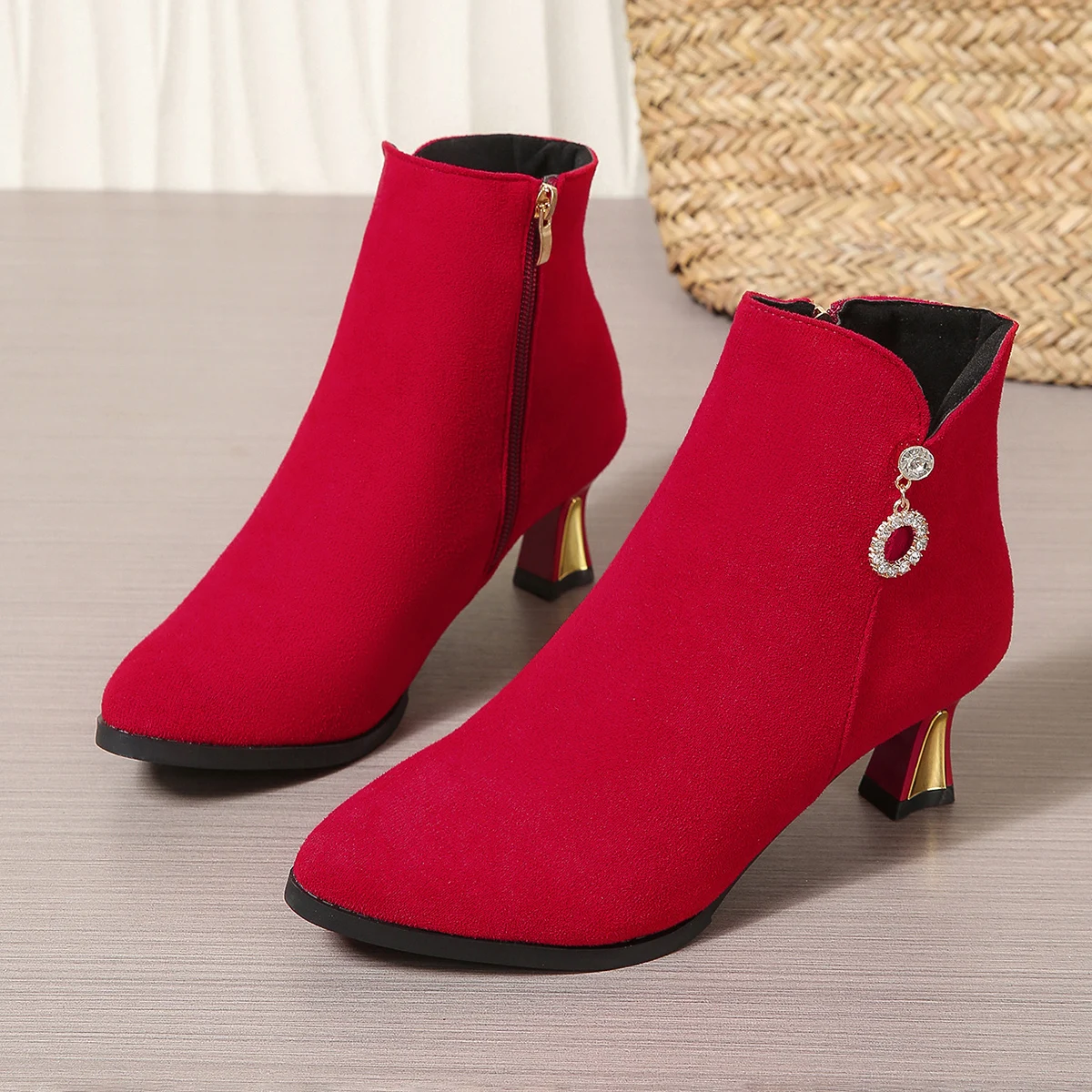 Schwarze Spitze Stiefeletten Herbst Winter Warme Stiefeletten mit Absatz für Damen Trend 2026 Bequeme und Elegante Kurze Damenschuhe – Detail 8