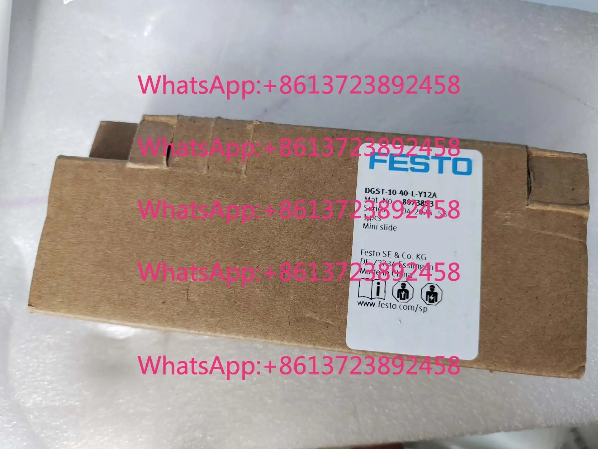 New FESTO Slide Cylinder 8073893 DGST-10-40-L-Y12A