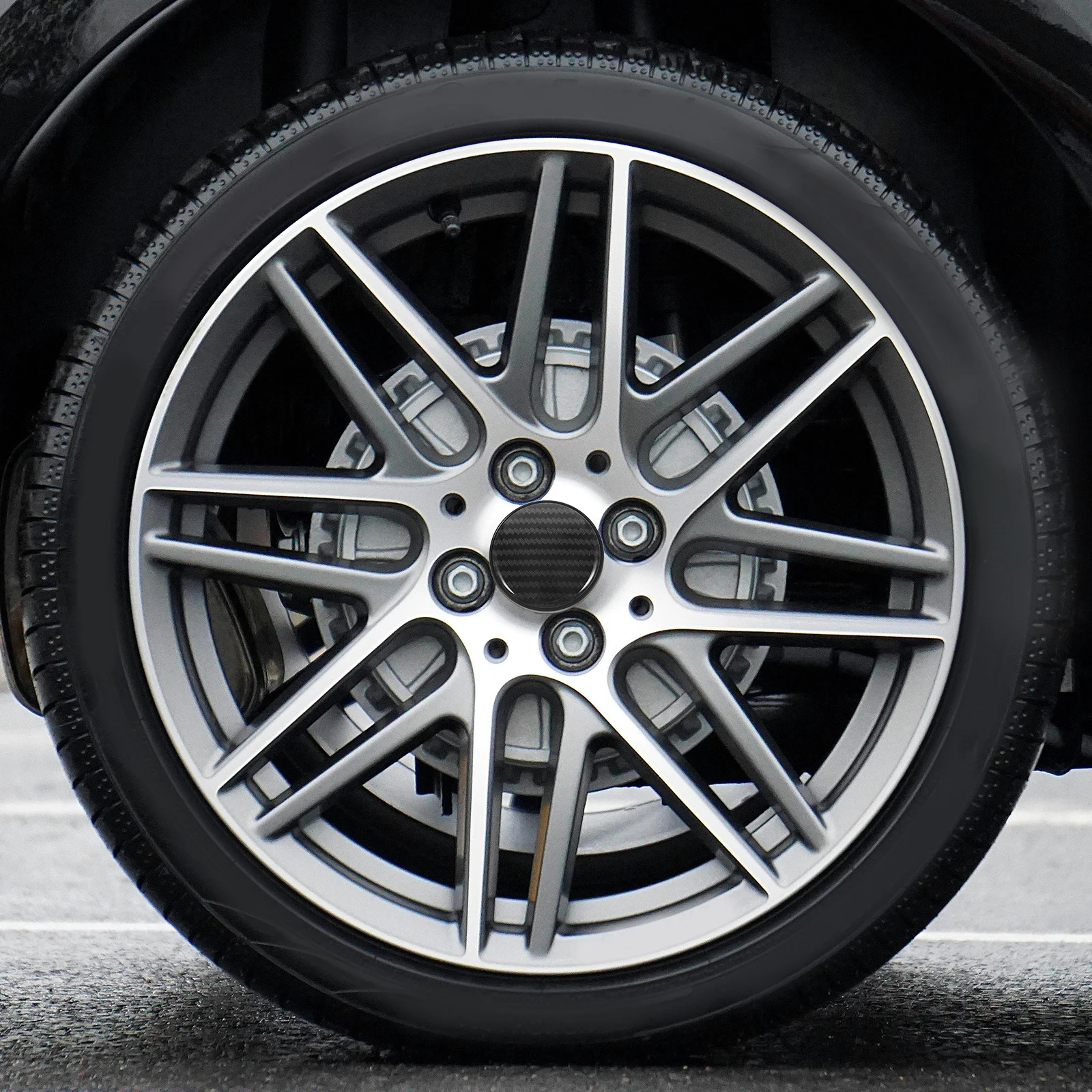 

60Mm Vehicle Wheel Center Caps Robust ABS Aluminum Construction Wheel Center Hub Covers Enhanced Style and Hub Protection