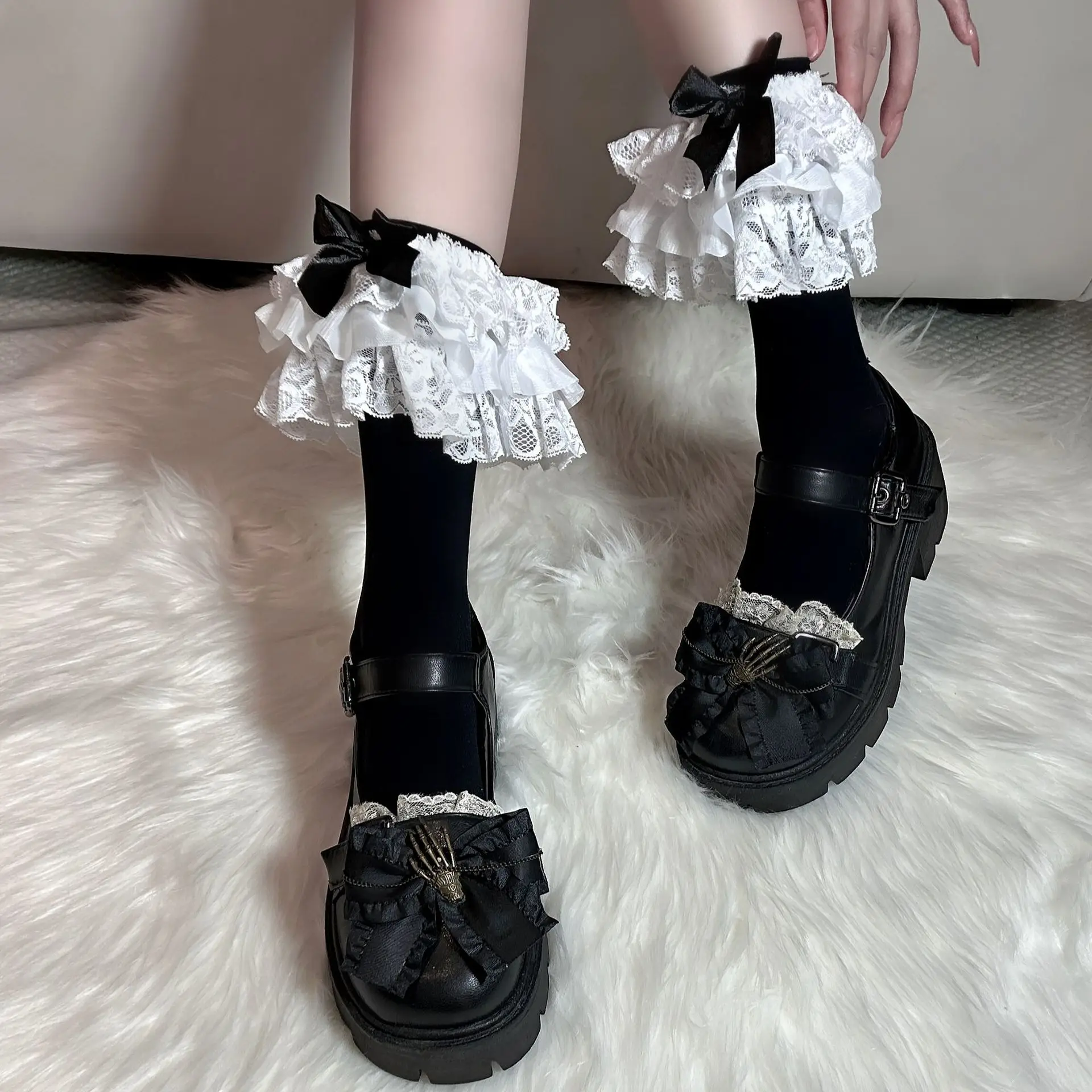 1 Paar Damen-Socken im Lolita-Stil, modisches mehrschichtiges Spitzendesign, weich, bequem, atmungsaktiv, Freizeitsocken – Detail 3