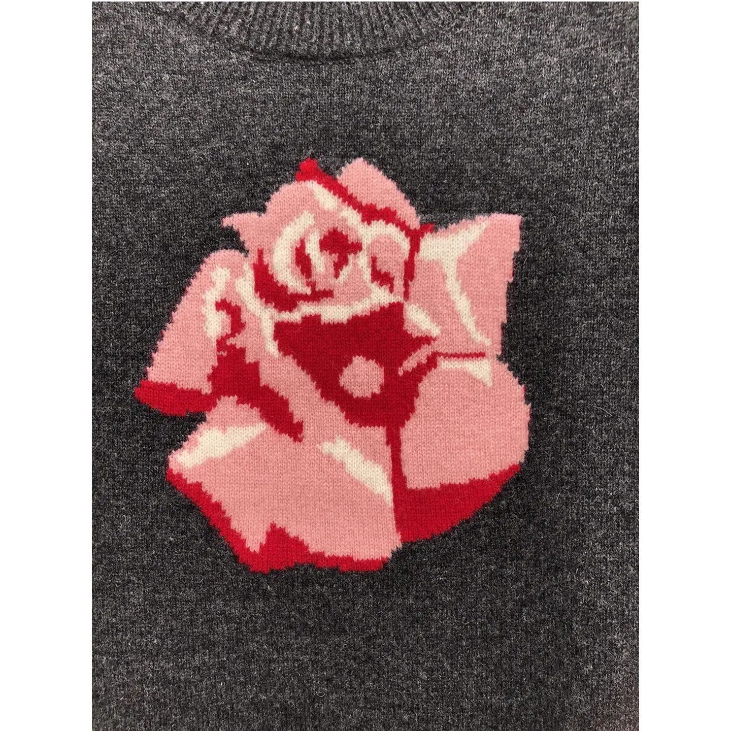 سترات جديدة عالية الجودة لعام 2026 بلوفرات ربيع الخريف للسيدات مطبوع عليها زهور حلوة وأكمام طويلة ناعمة محبوكة باللون البيج والرمادي #5