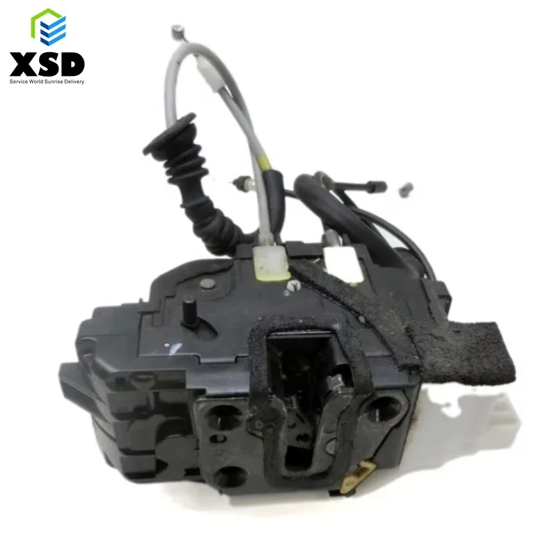 814202L000 814102L000 Door Lock Actuator for Hyundai I30 FD 2007-2010 Rear Motor