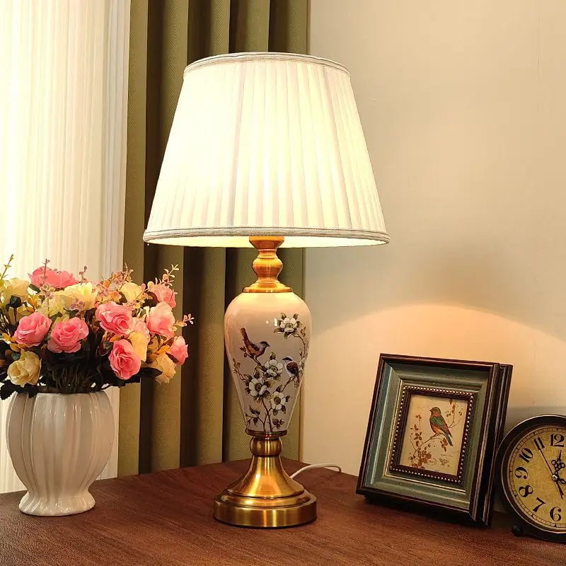 

Ceramic table lamp American simple bedroom Chinese European living room corner lights high-end light luxury master bedroom